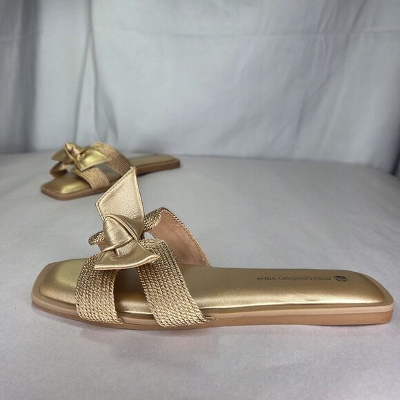NWOT Metropolitan View Women's Gold Bow Sandals - Picture 2 of 6